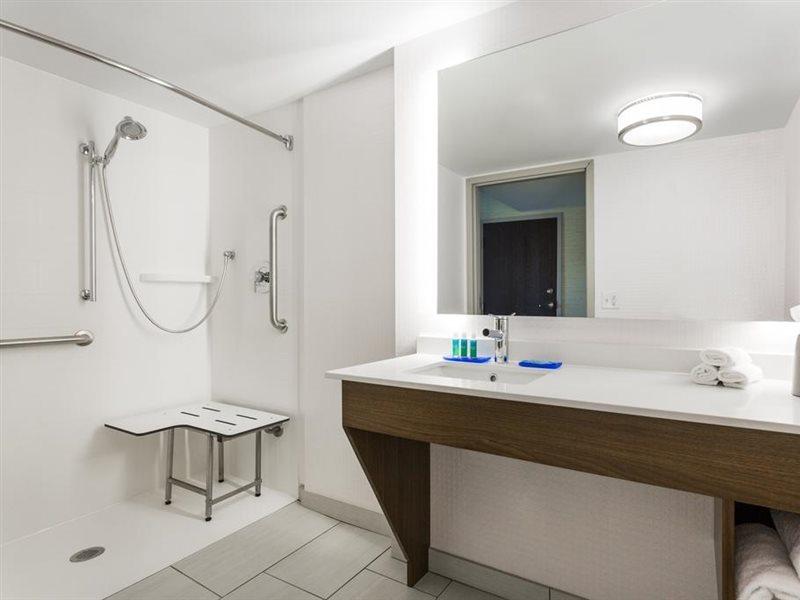 Express - By Ihg 2*