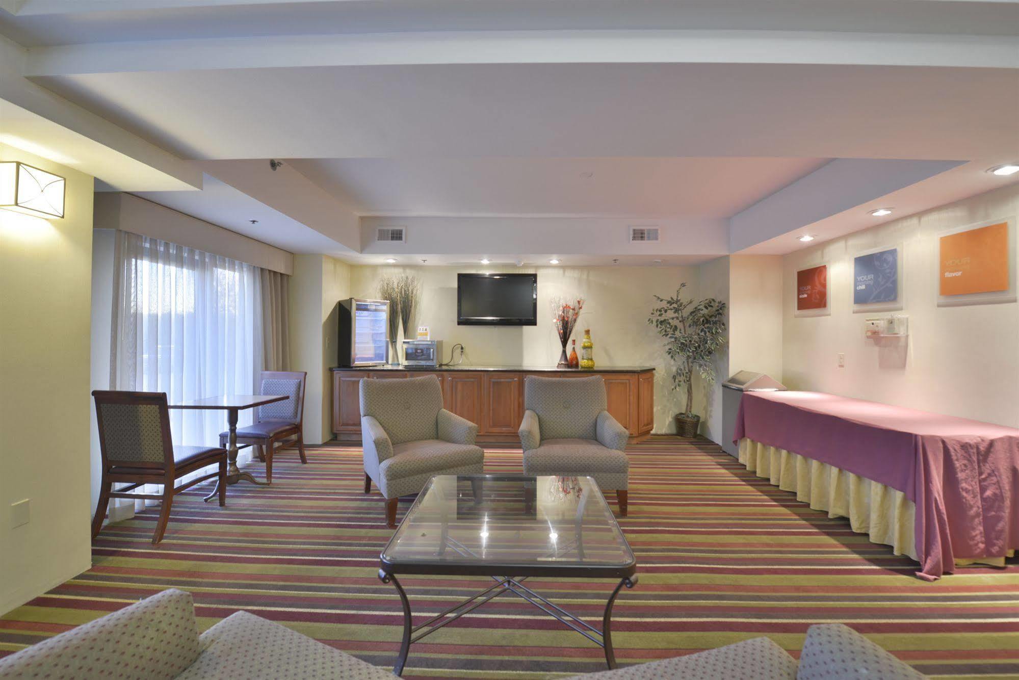 Express - By Ihg 2* Lorton