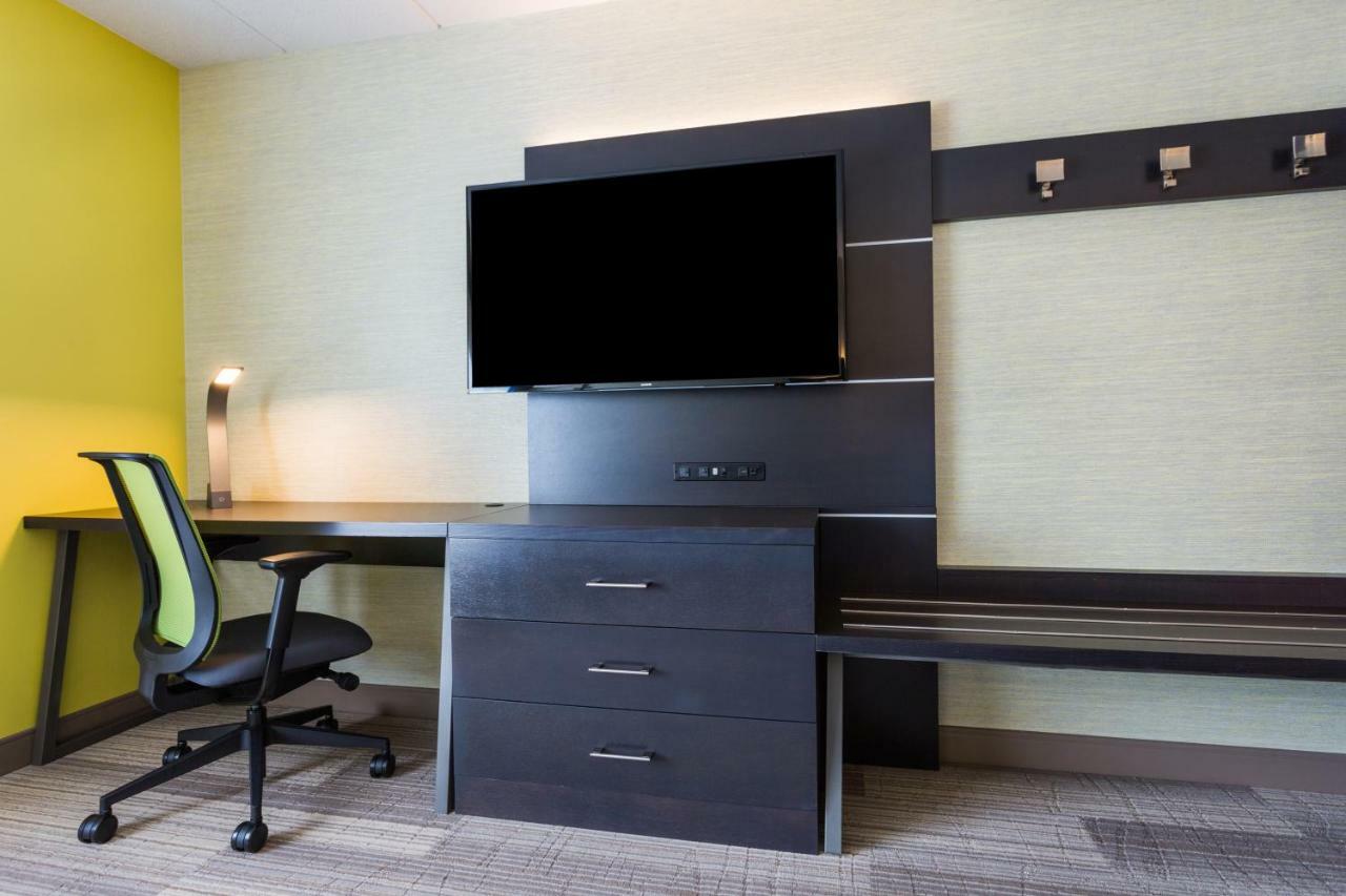 Express - By Ihg