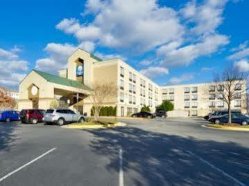 Express - By Ihg Lorton